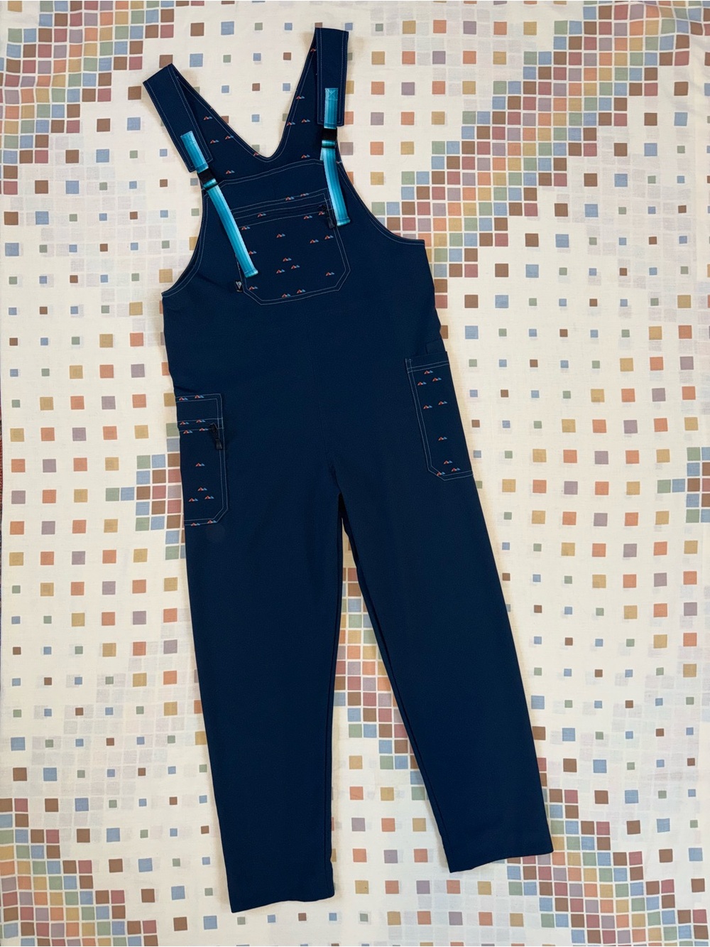 Yo Colorado pay Milbery open hearts overalls